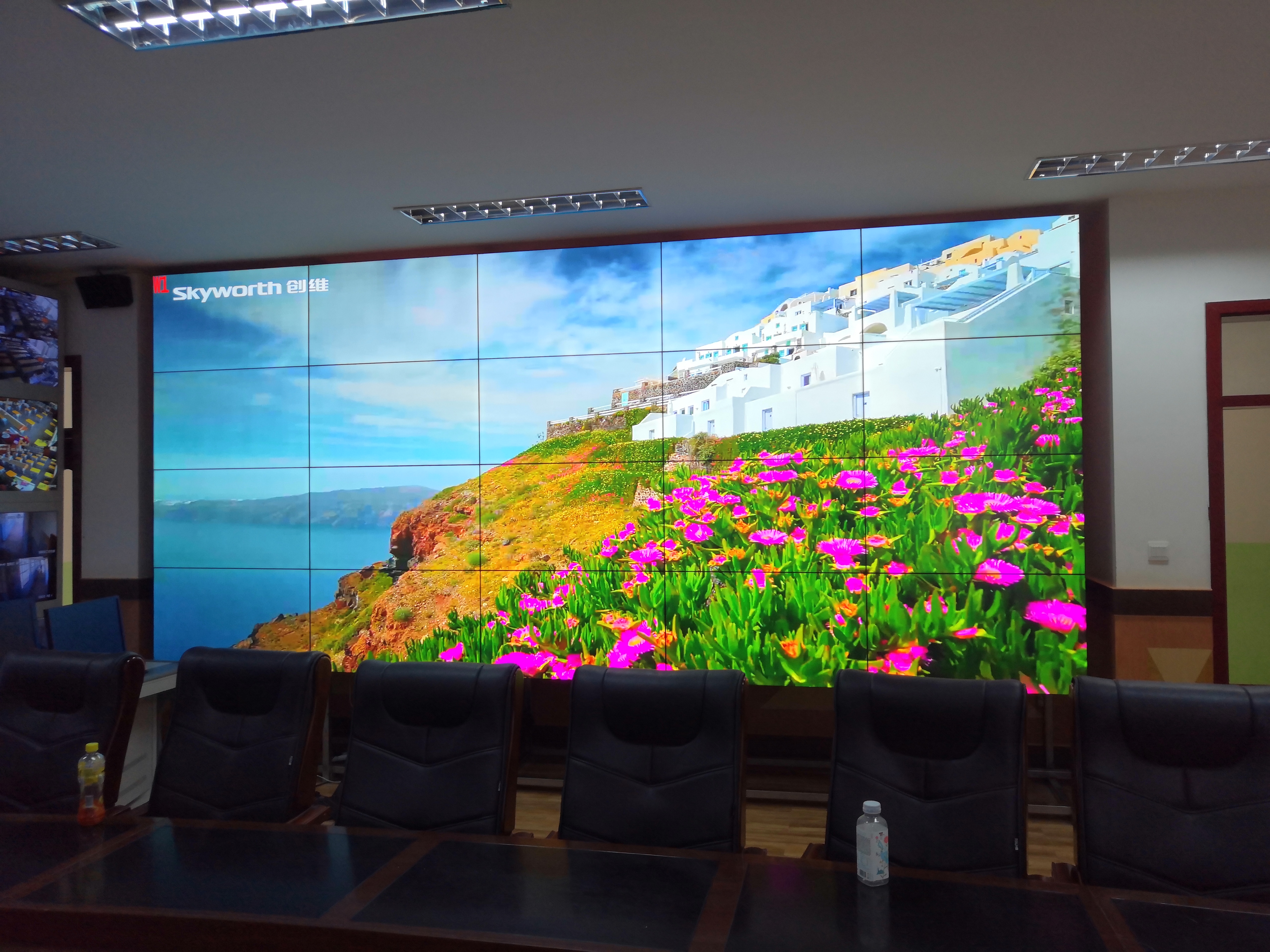 醫院掛號大廳裝LED屏后，投訴率下降40%！排隊叫號屏的隱藏管理哲學”